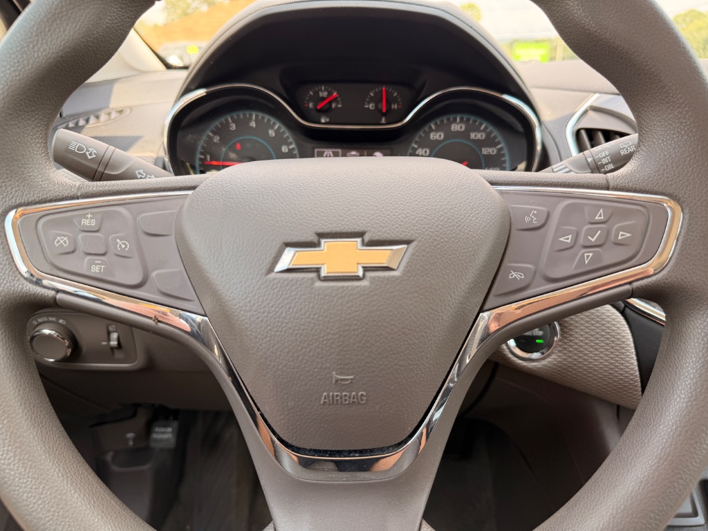 2018 Chevrolet Cruze - $8,950