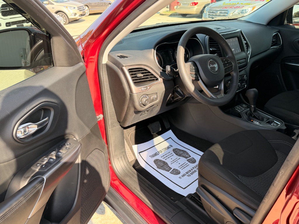 2019 Jeep Cherokee - $9,950