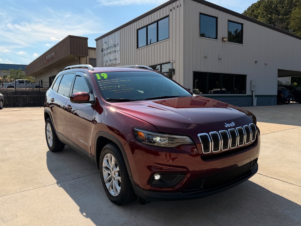 2019 Jeep Cherokee - $9,950