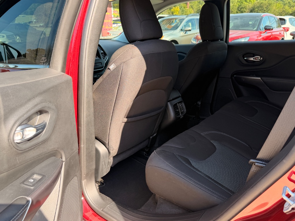 2019 Jeep Cherokee - $9,950