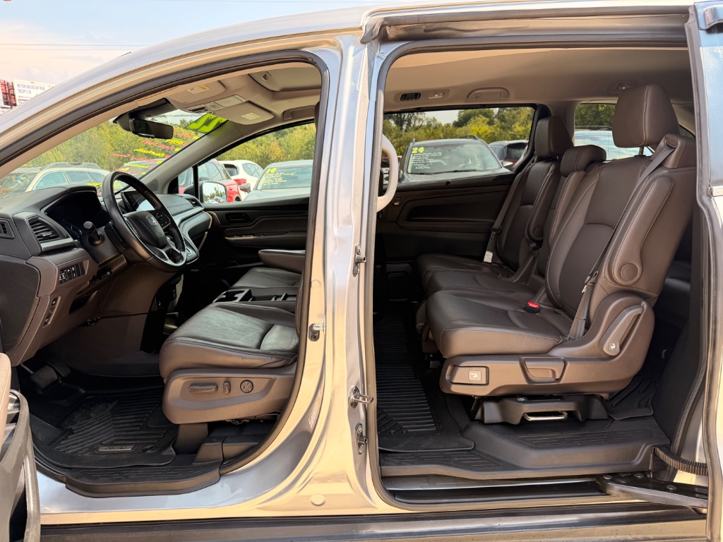 2022 Honda Odyssey - $22,950