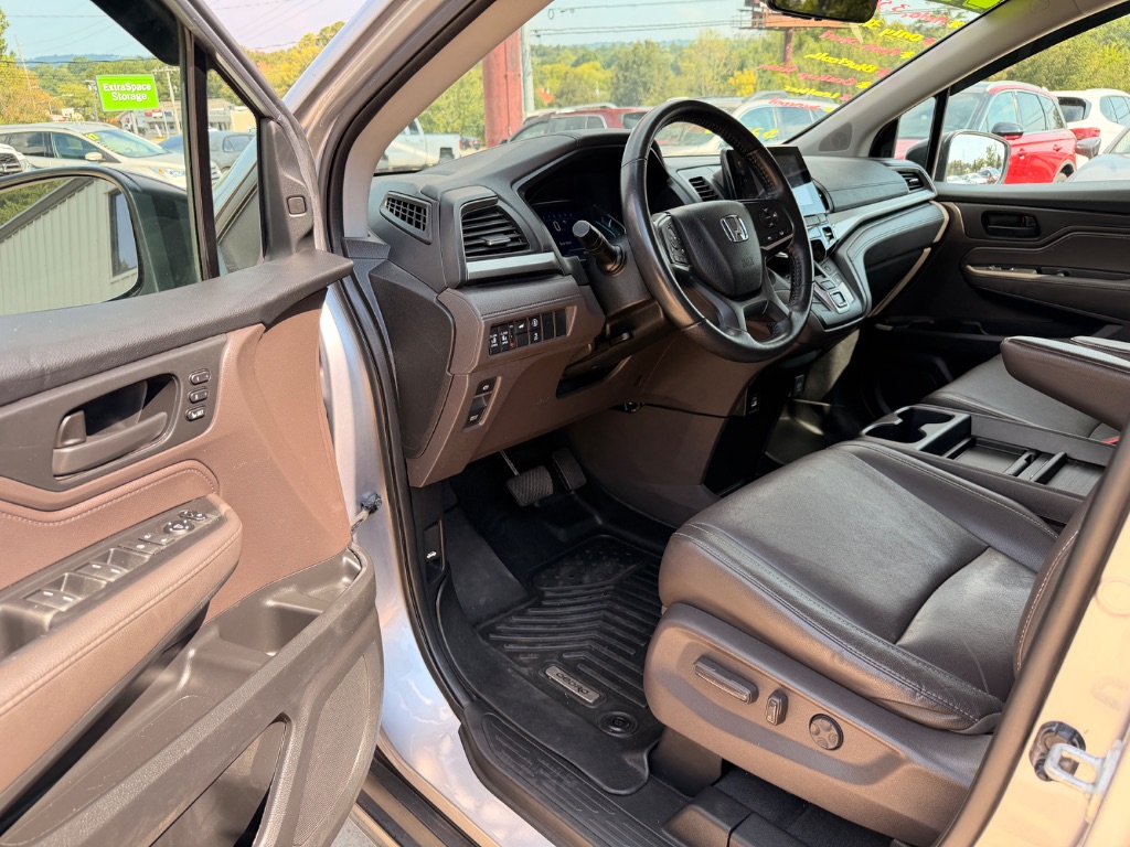 2022 Honda Odyssey - $22,950