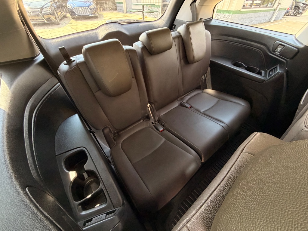 2022 Honda Odyssey - $22,950