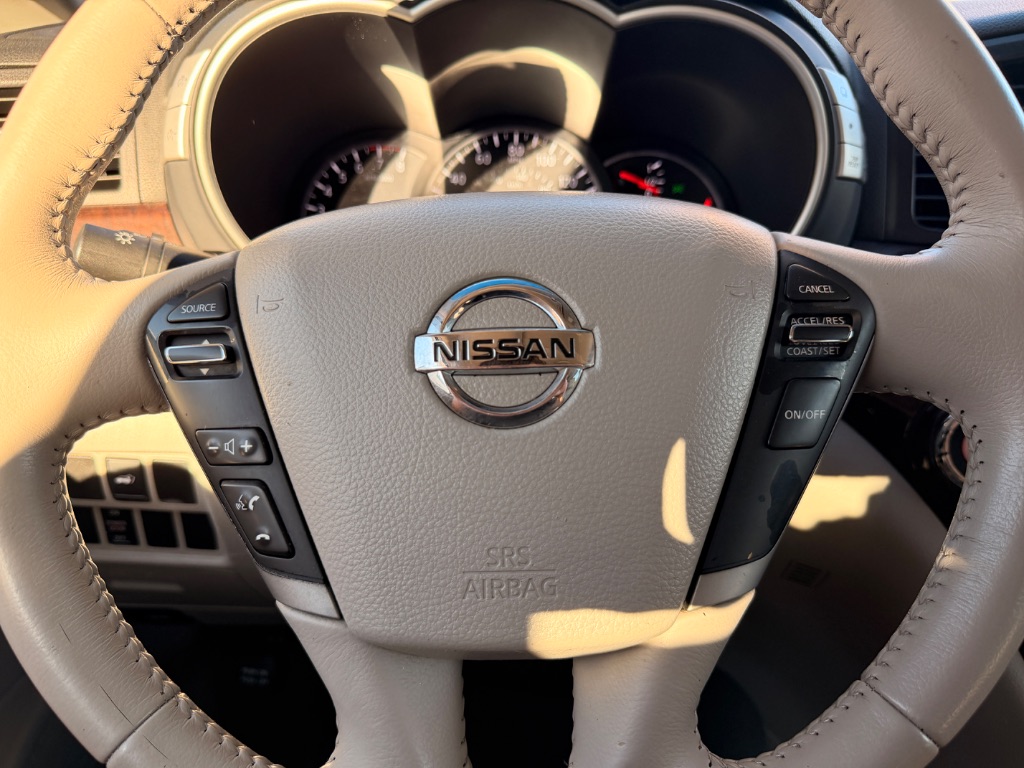 2015 Nissan Quest - $11,950