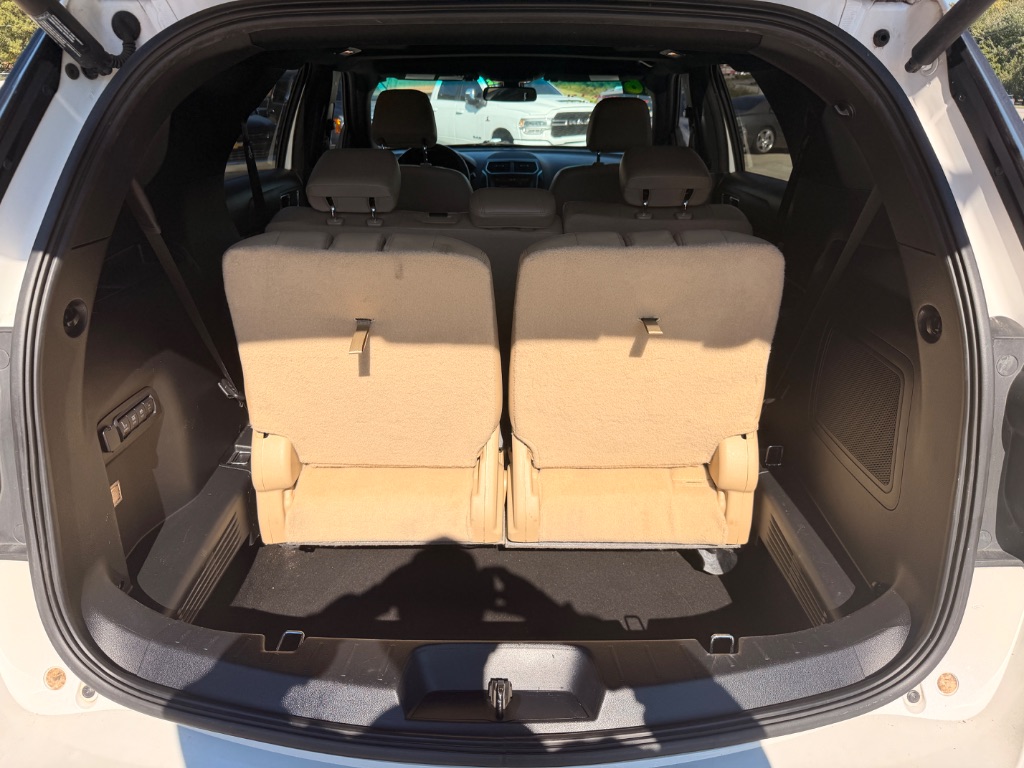 2016 Ford Explorer - $9,950