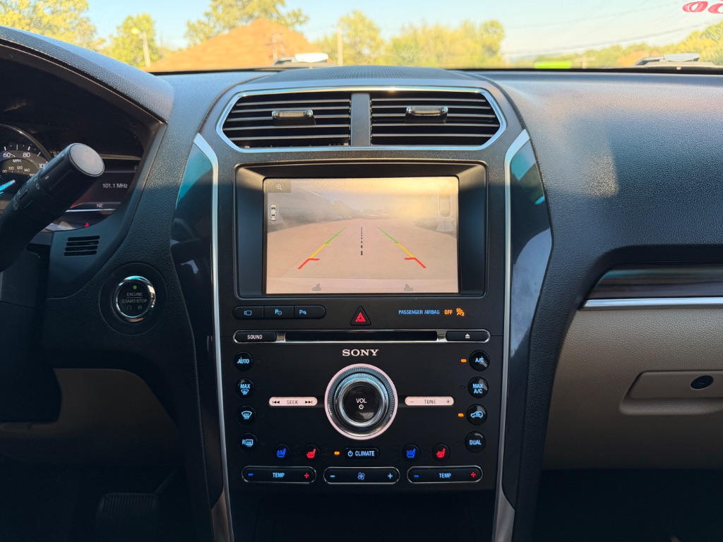 2016 Ford Explorer - $9,950