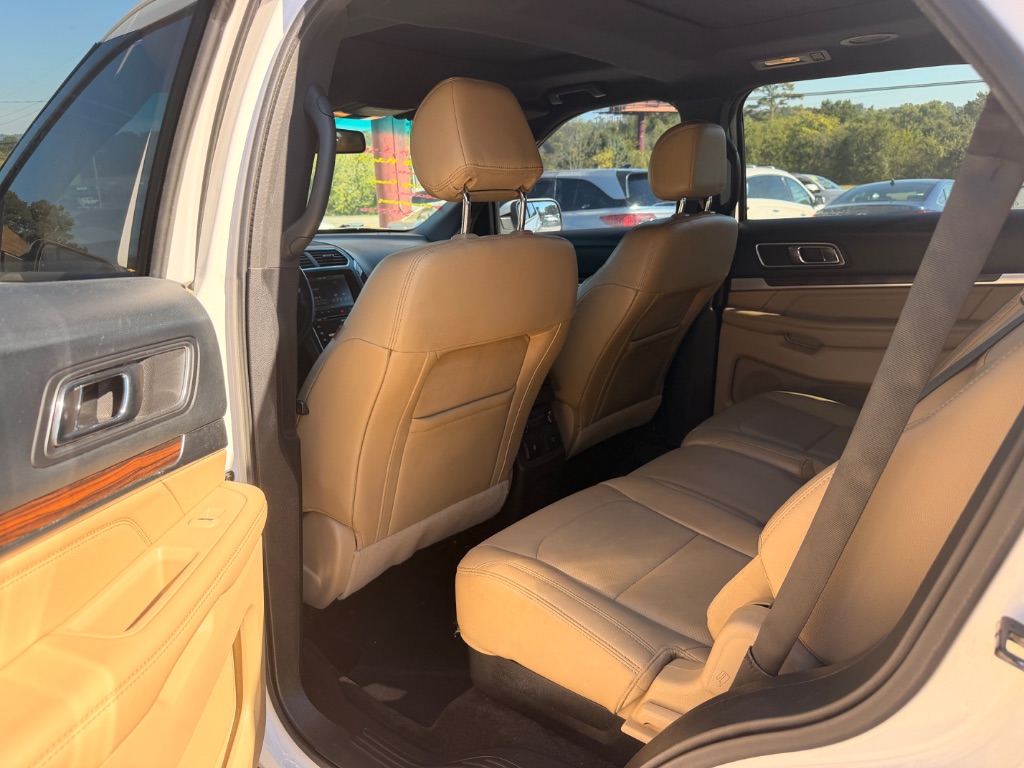 2016 Ford Explorer - $9,950