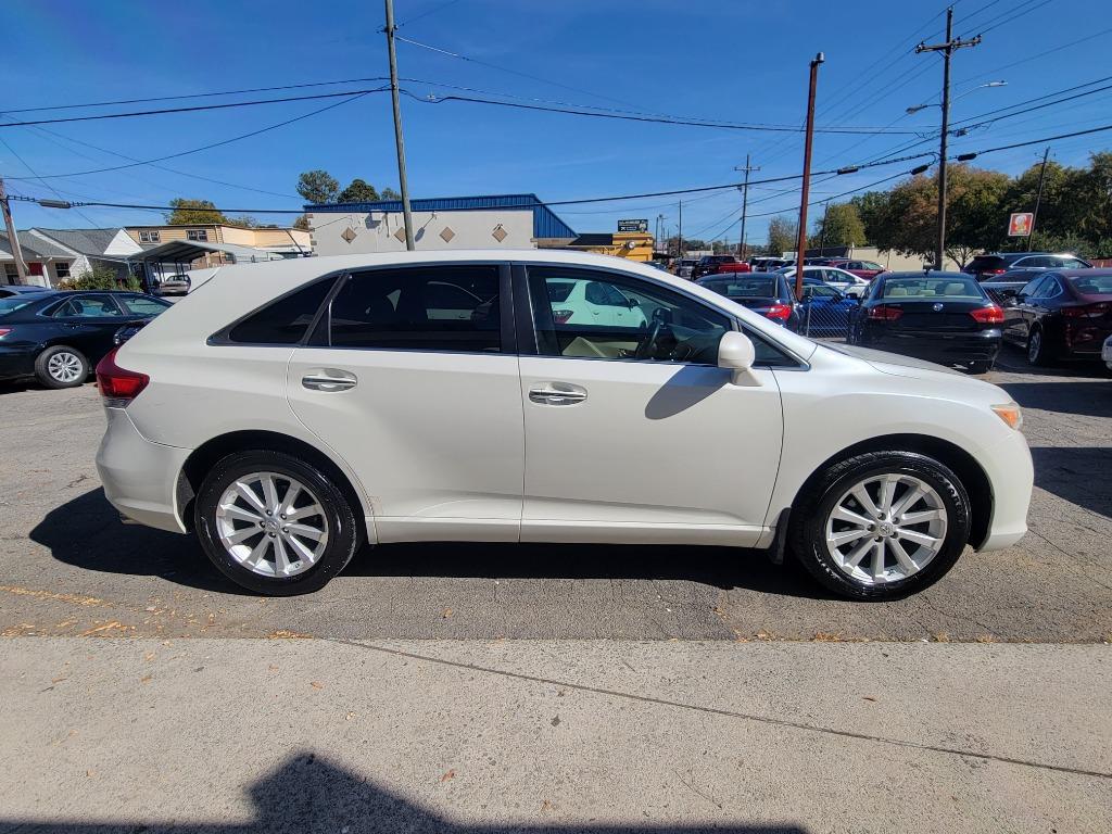 2009 Toyota Venza photo