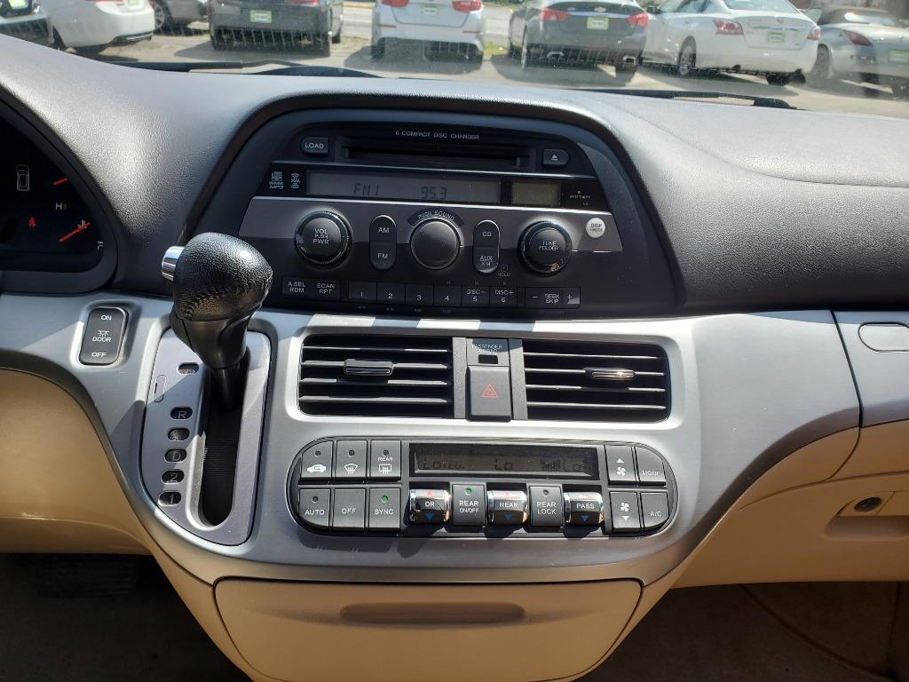 2010 Honda Odyssey - $8,995