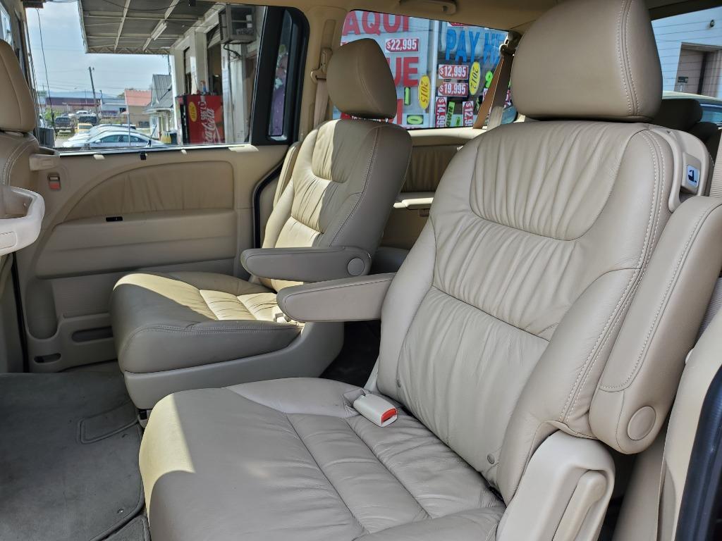 2010 Honda Odyssey - $8,995