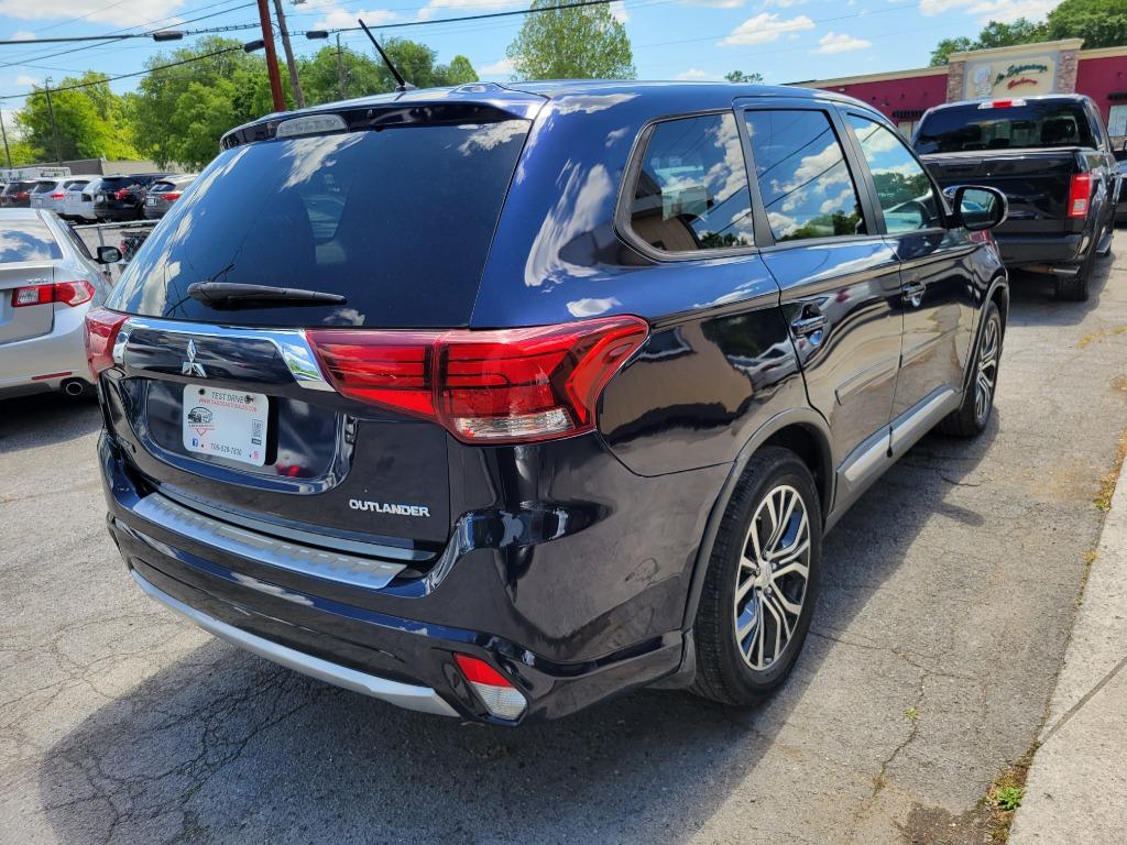 2016 Mitsubishi Outlander - $7,995