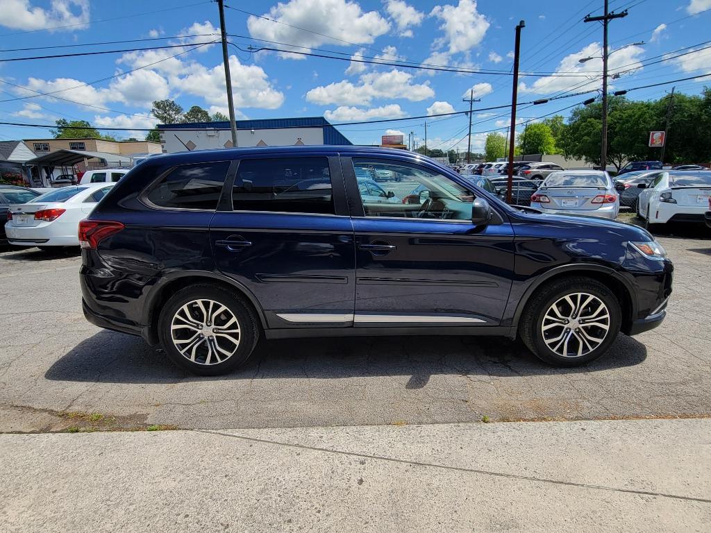 2016 Mitsubishi Outlander - $7,995