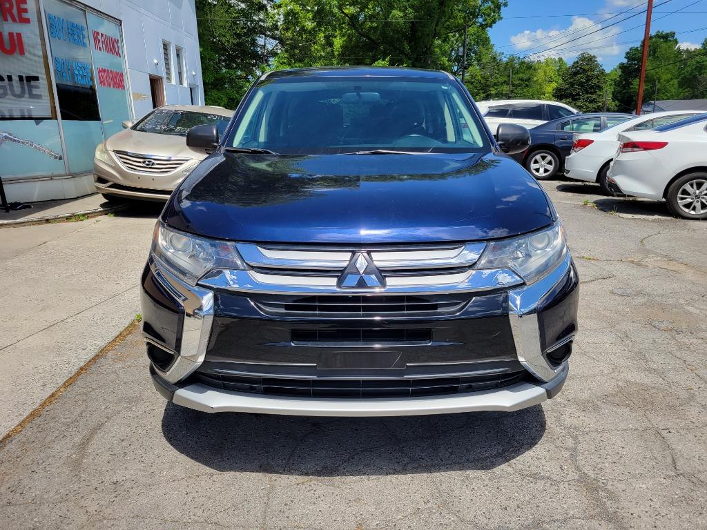 2016 Mitsubishi Outlander - $7,995