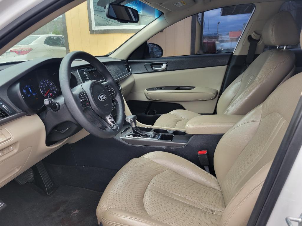 2016 Kia Optima - $13,995
