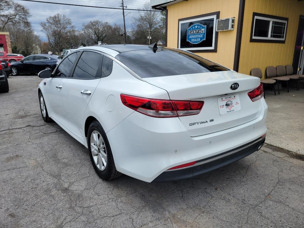 2016 Kia Optima - $13,995