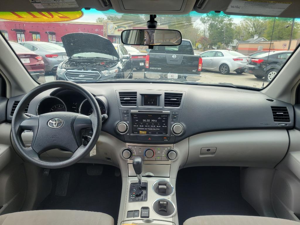 2011 Toyota Highlander photo