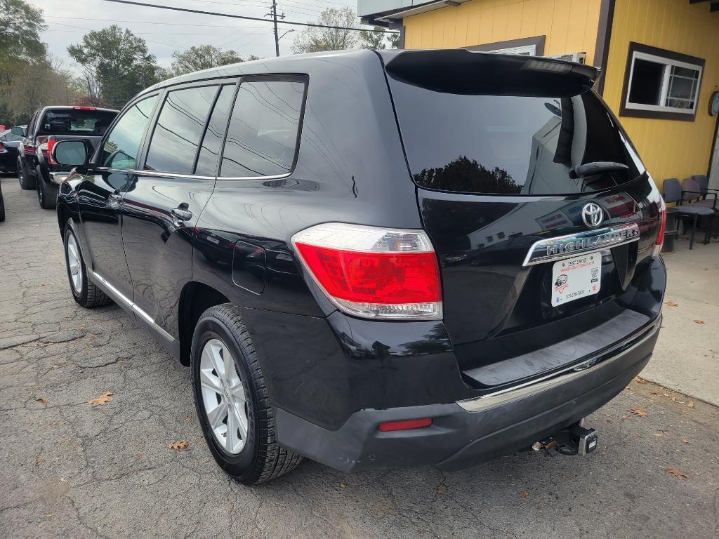 2011 Toyota Highlander photo