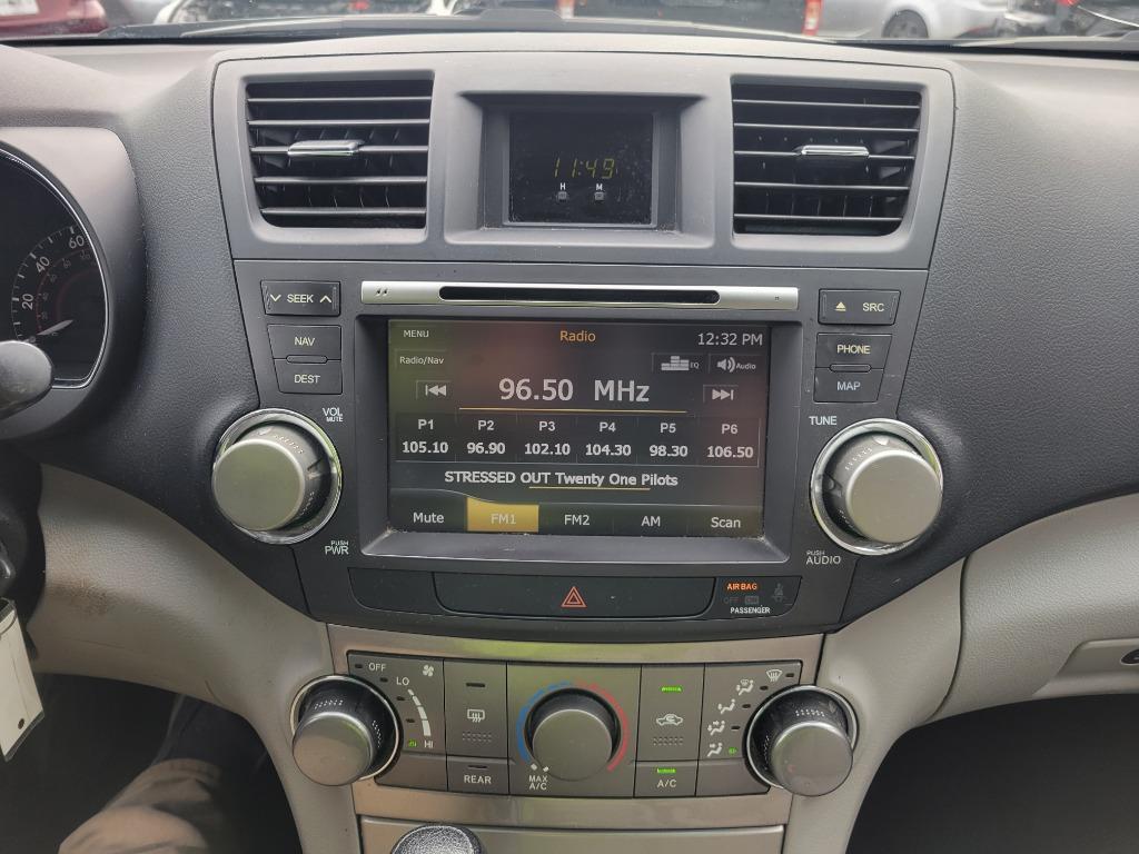 2011 Toyota Highlander photo
