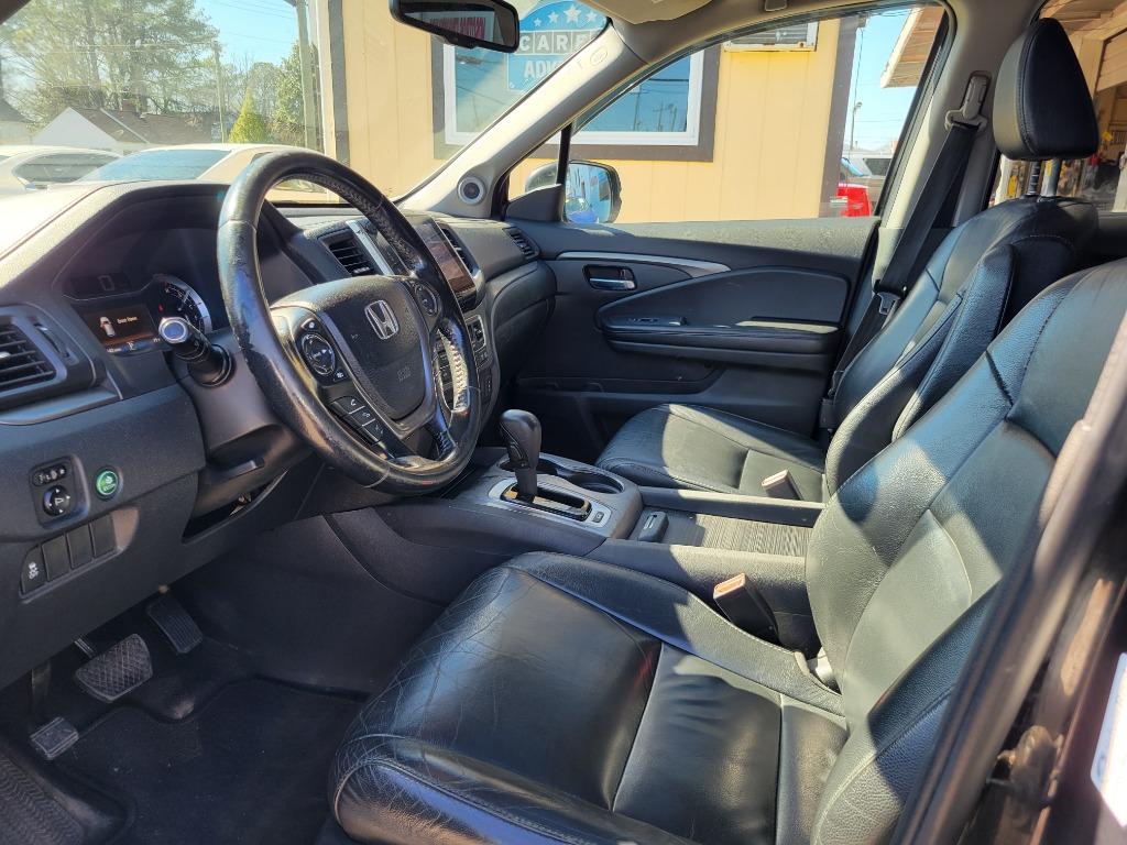 2016 Honda Pilot - $20,995