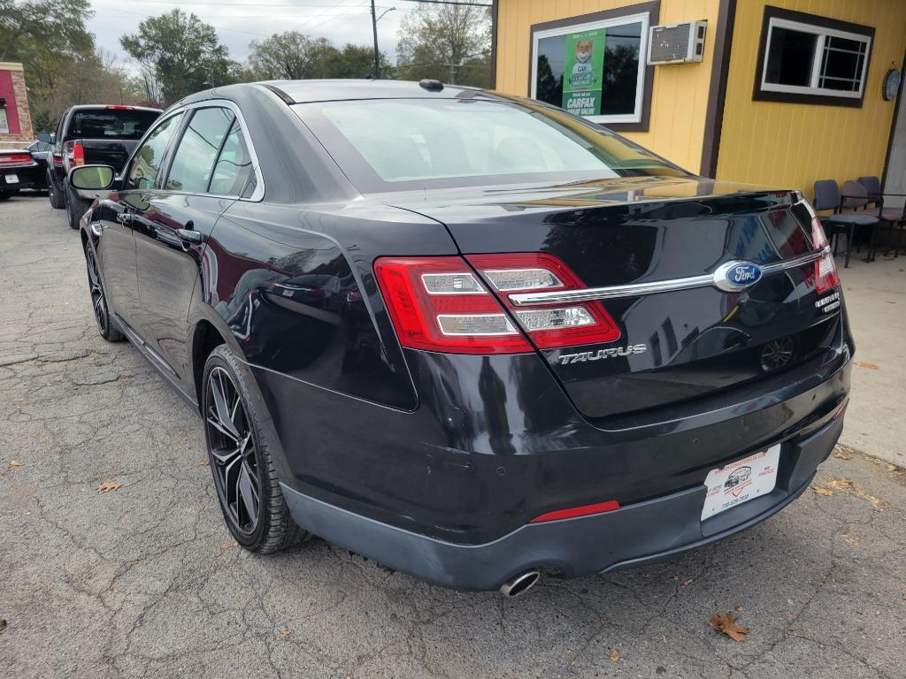 2013 Ford Taurus - $13,995