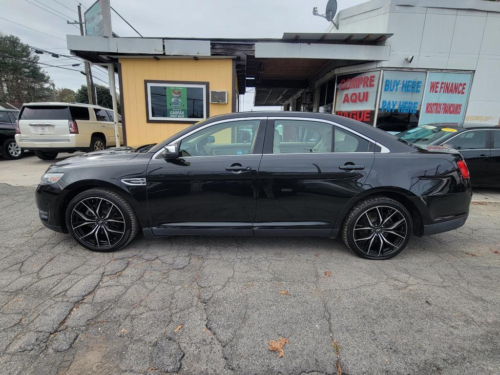 2013 Ford Taurus - $13,995