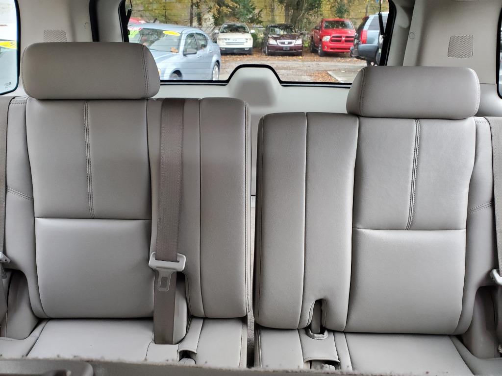 2013 Chevrolet Suburban LT 1500 photo