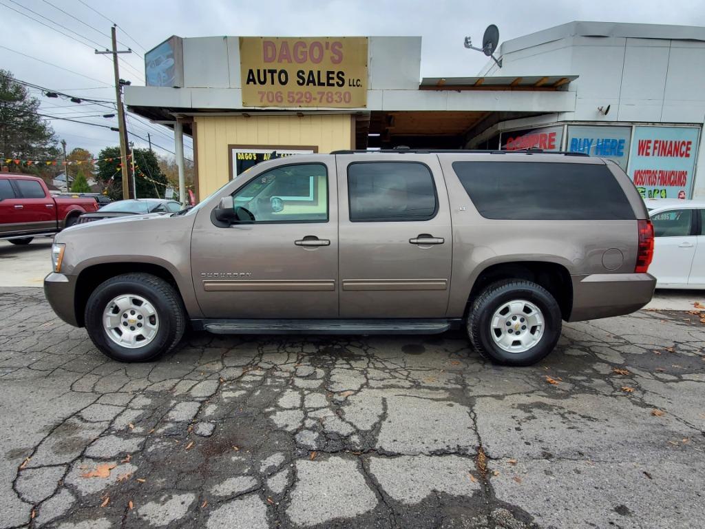 2013 Chevrolet Suburban LT 1500 photo