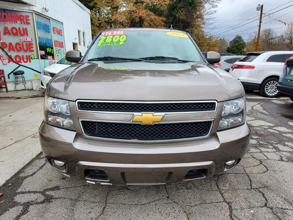2013 Chevrolet Suburban LT 1500 photo