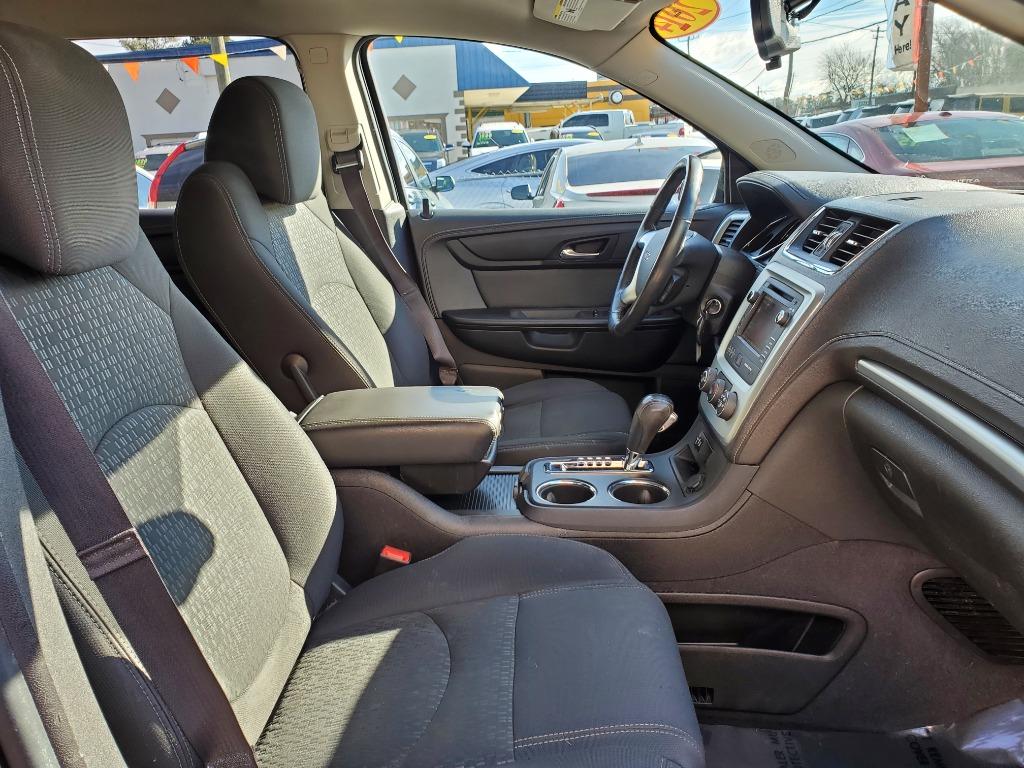 2014 GMC Acadia SLE-1 photo