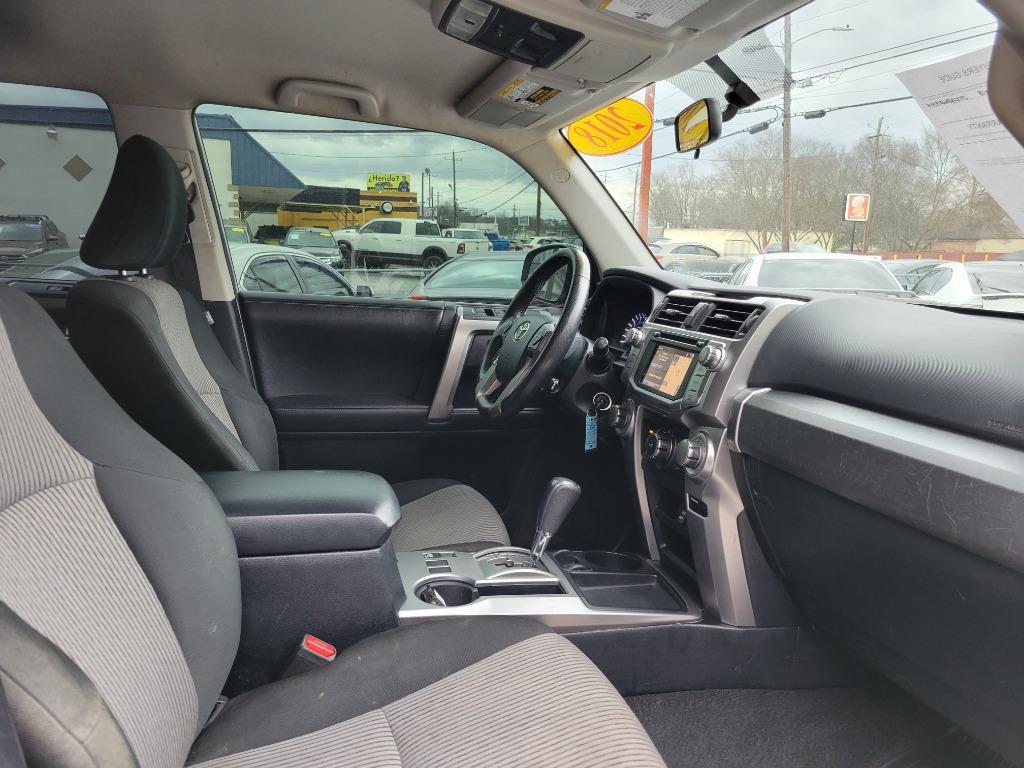 2018 Toyota 4Runner SR5 photo