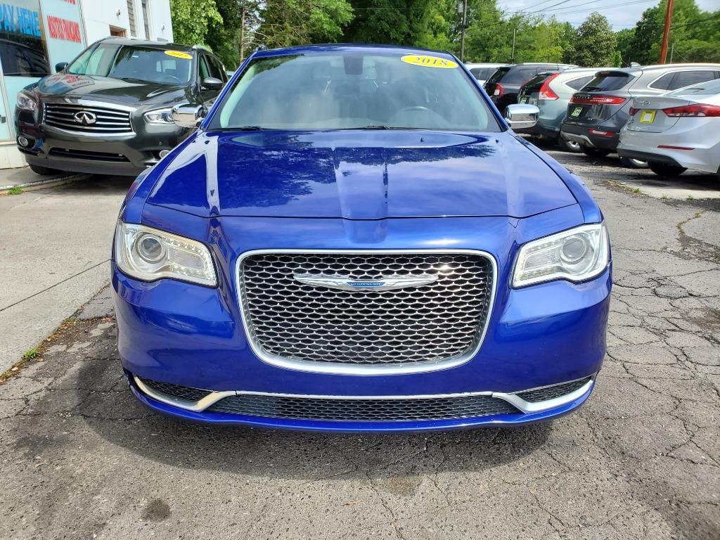 2018 Chrysler 300 - $9,995