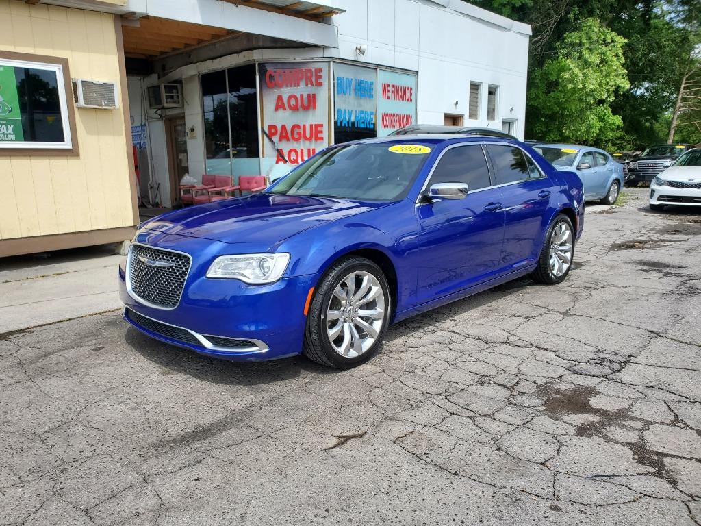 2018 Chrysler 300 - $9,995