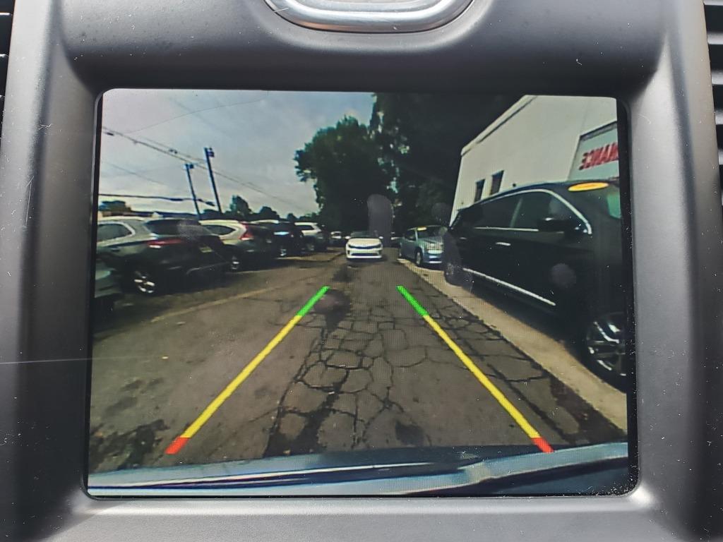 2018 Chrysler 300 - $9,995