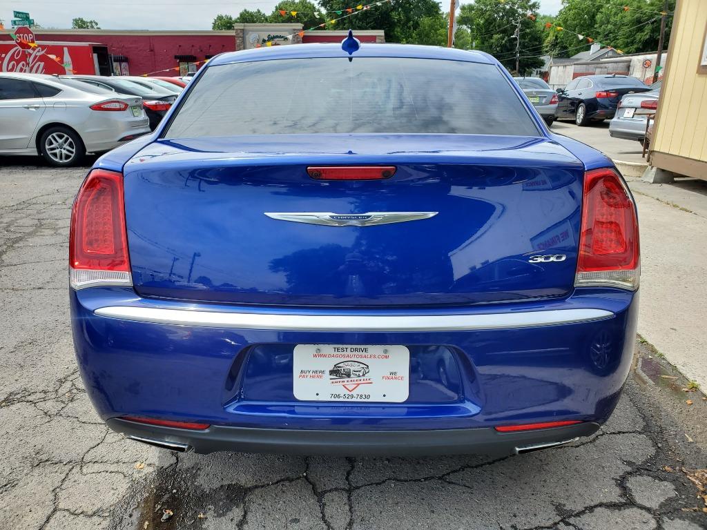 2018 Chrysler 300 - $9,995