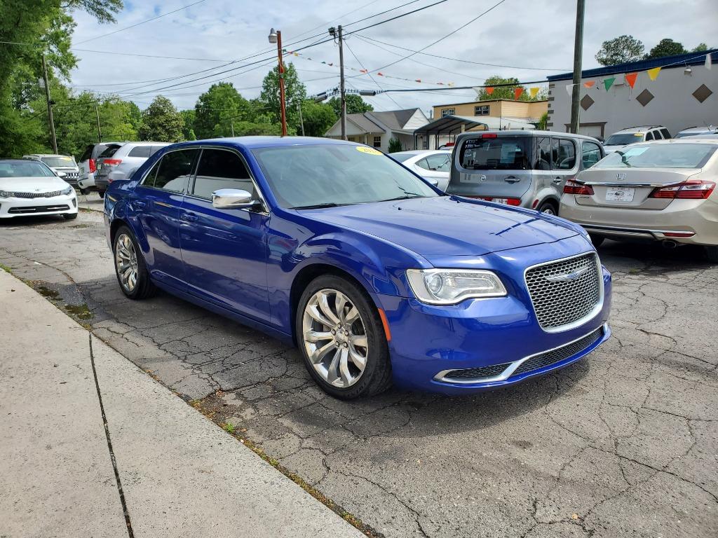 2018 Chrysler 300 - $9,995
