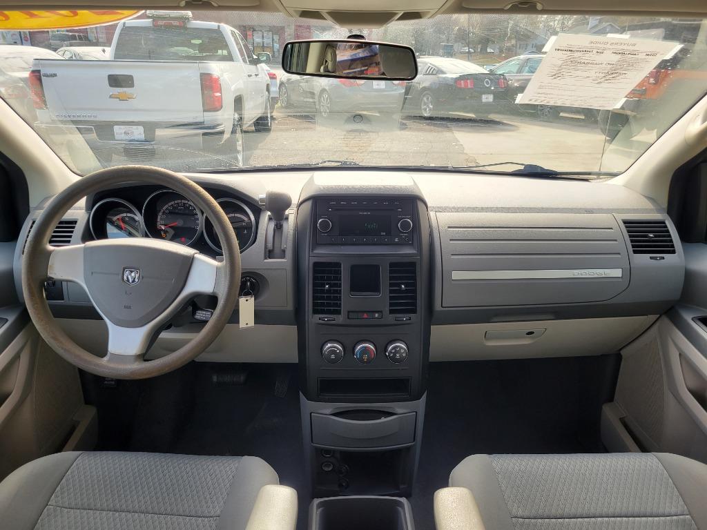 2010 Dodge Grand Caravan SE photo