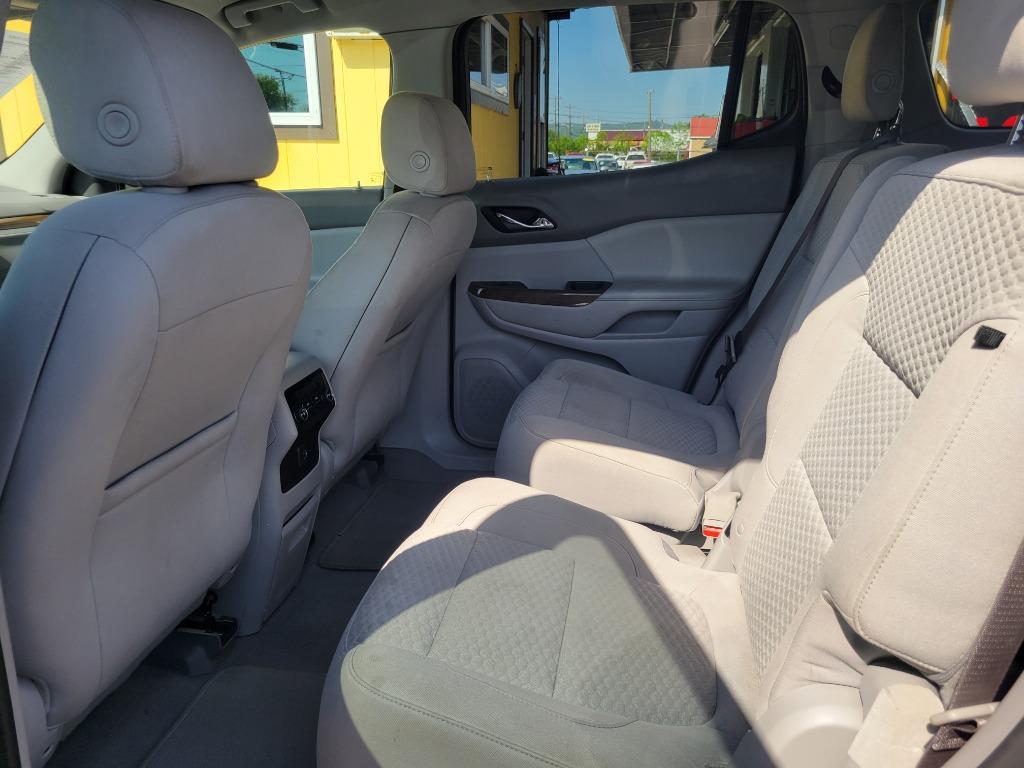 2018 GMC Acadia SLE2 photo