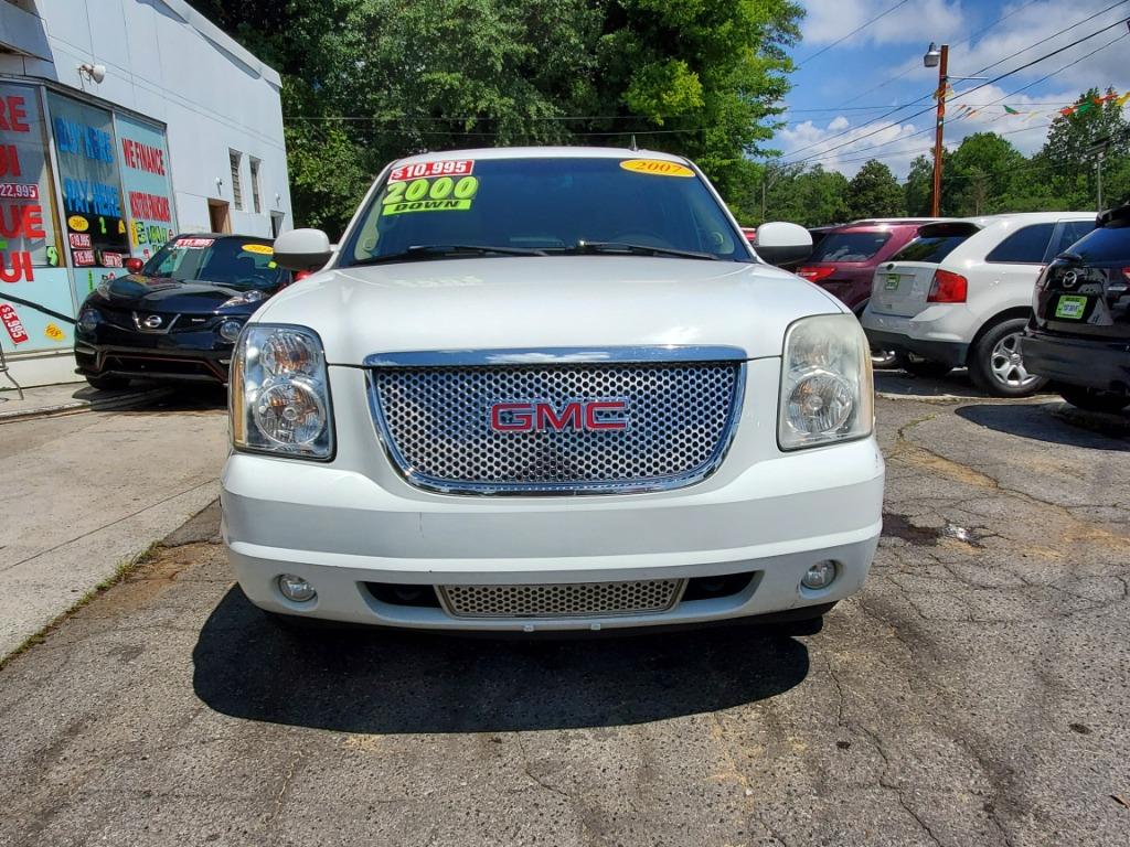 2007 GMC Yukon - $12,995
