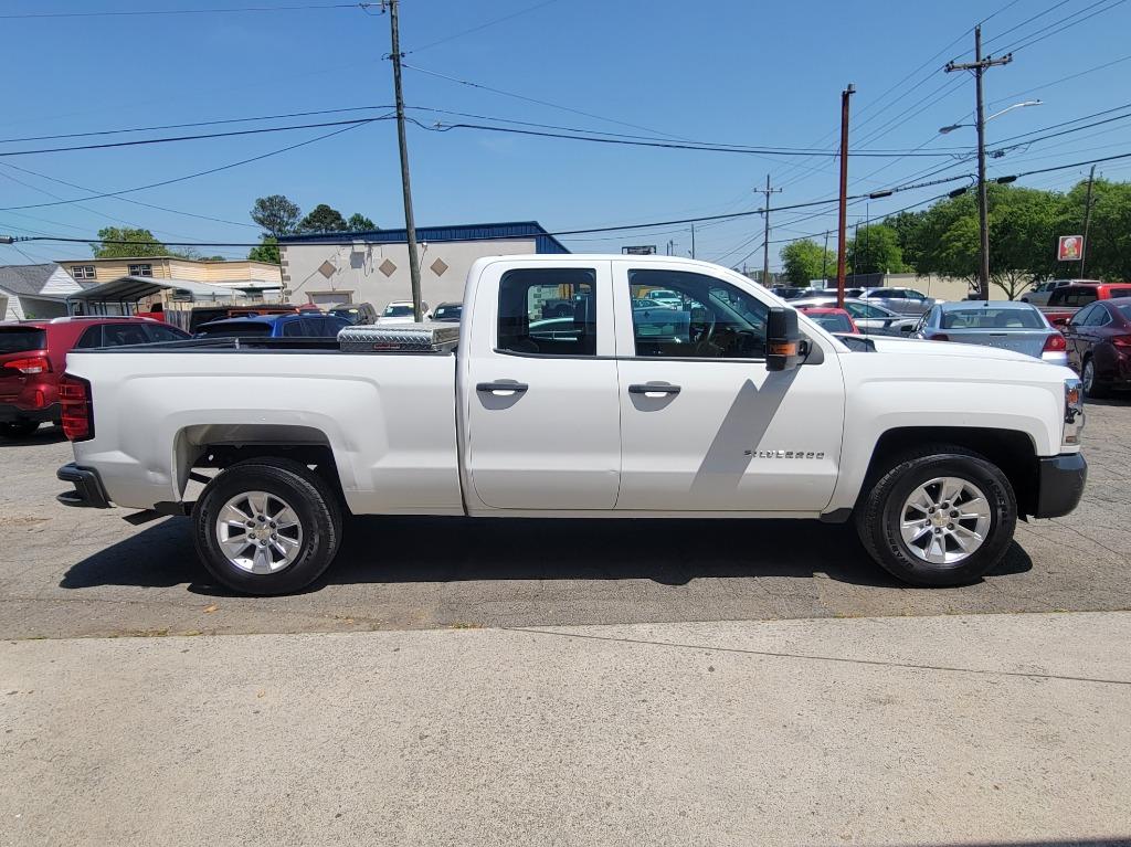 2018 Chevrolet Silverado - $22,995