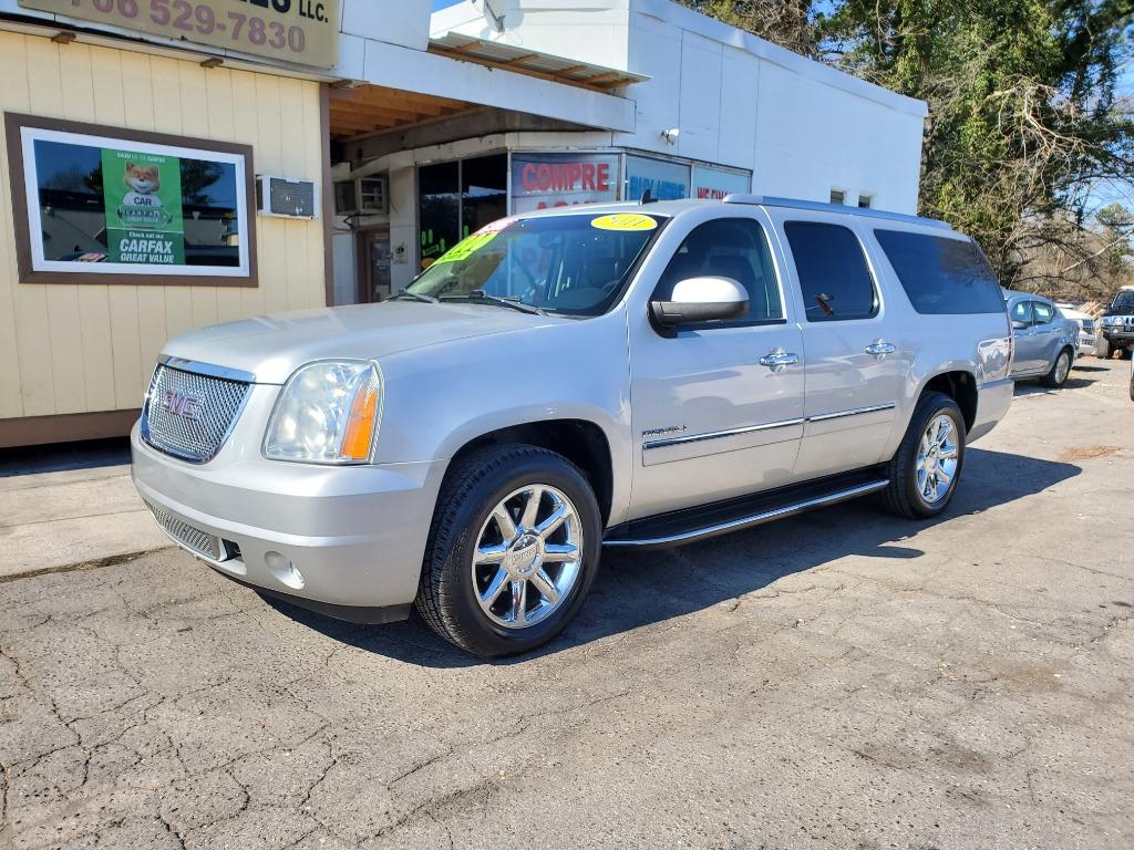 2011 GMC Yukon XL Denali photo