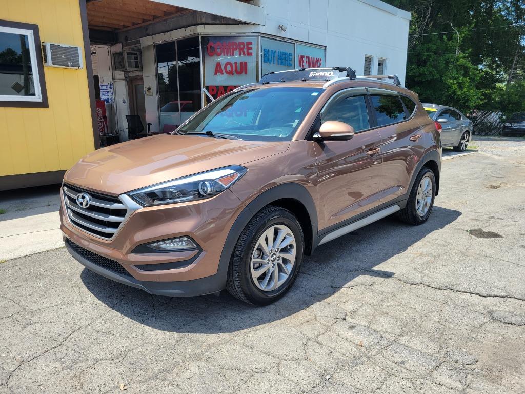 2017 Hyundai Tucson - $10,995