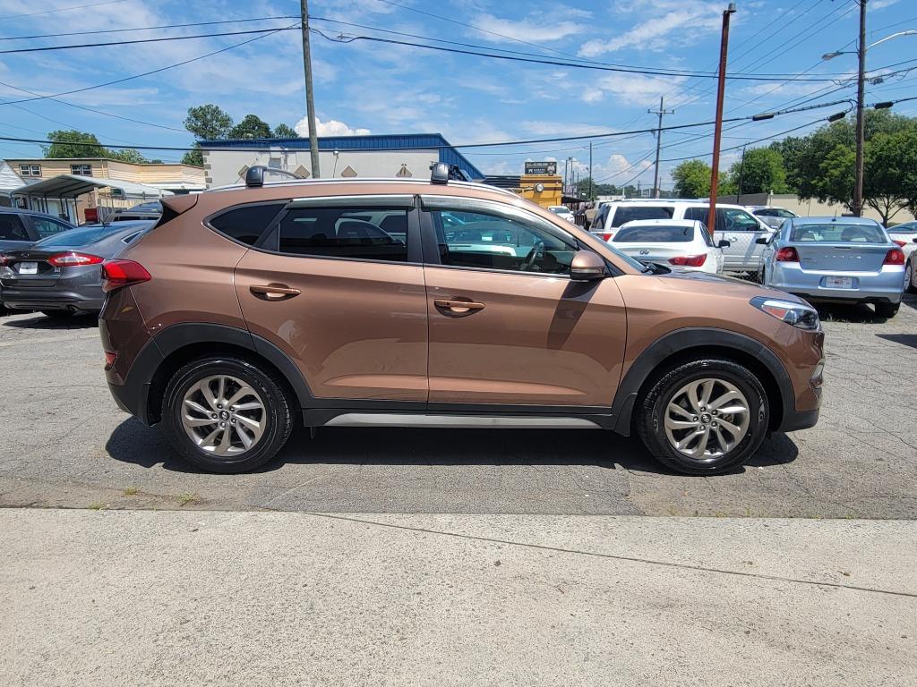 2017 Hyundai Tucson - $10,995