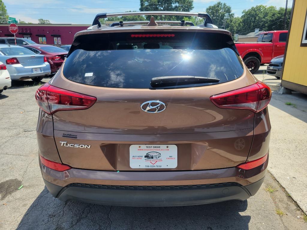 2017 Hyundai Tucson - $10,995
