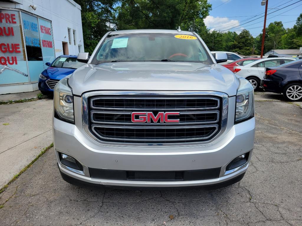 2016 GMC Yukon SLE photo