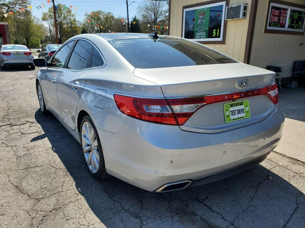 2016 Hyundai Azera - $16,995