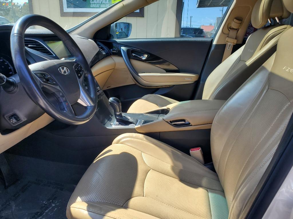 2016 Hyundai Azera - $16,995