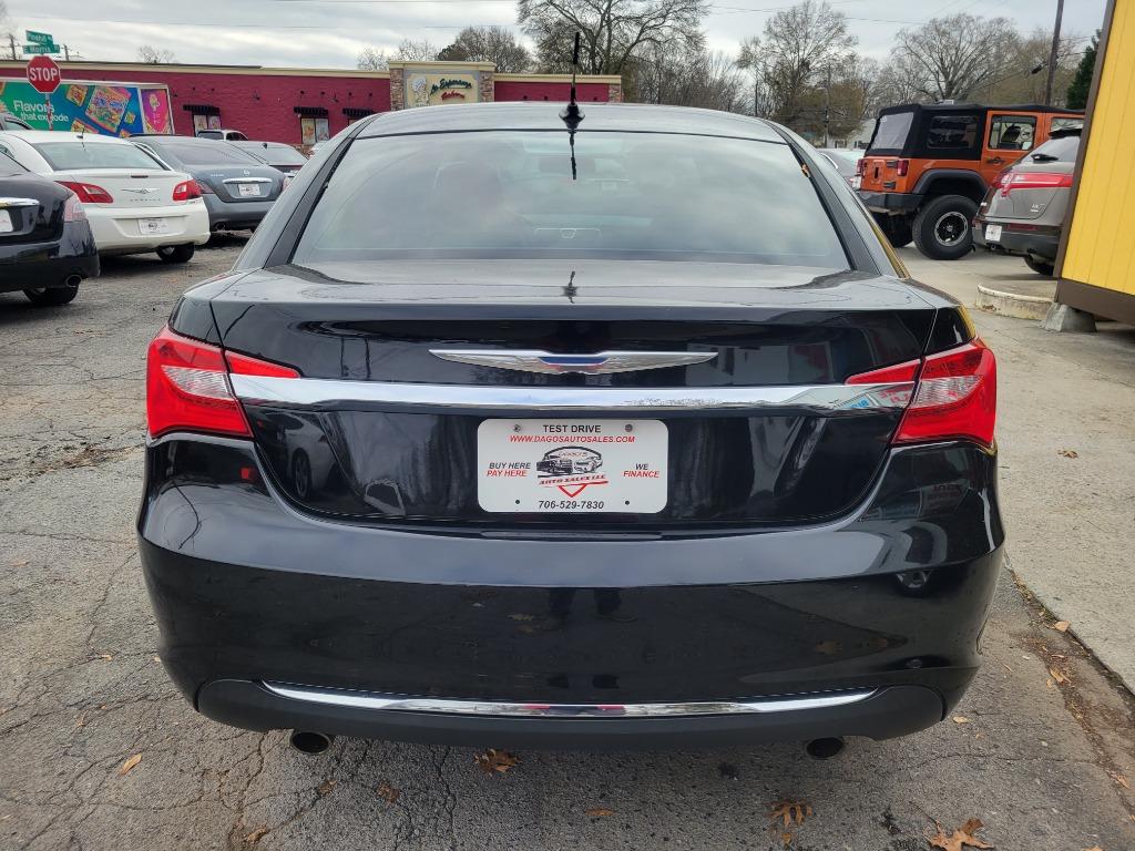 2013 Chrysler 200 - $11,995