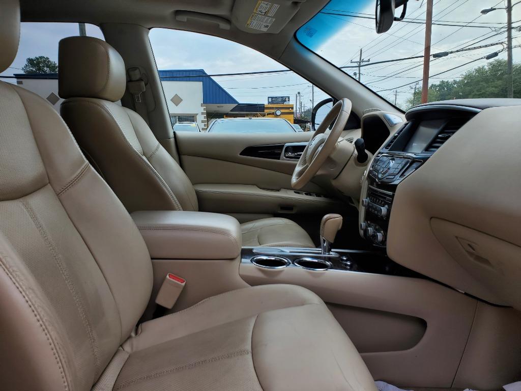 2014 Nissan Pathfinder - $7,995