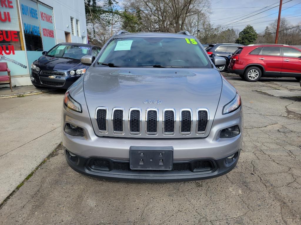 2015 Jeep Cherokee - $11,995