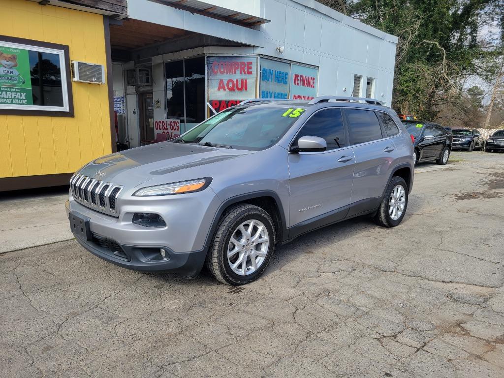 2015 Jeep Cherokee - $11,995